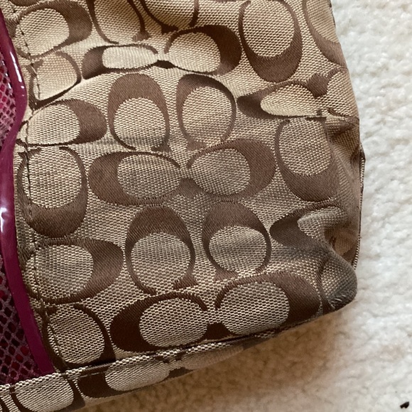 Coach Shoulder Bag - Picture 4 of 6